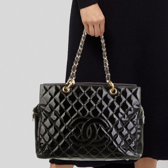 Vintage Chanel patent grand shopping tote - Picture 4 of 5